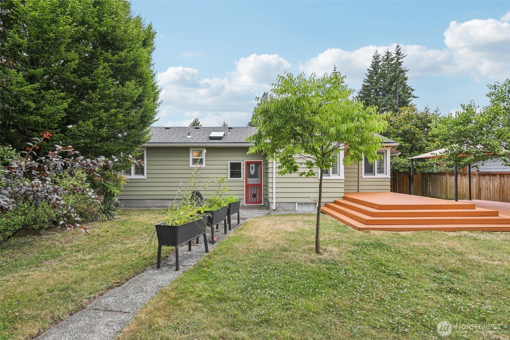 806 Southwest 126th Street Seattle, WA 98146 - Photo 30 of 34 Gallery Image 30