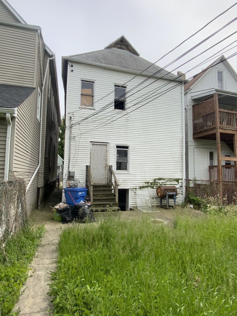 650 West 60th Street Chicago, IL 60621 - Photo 2 of 3 Gallery Image 2