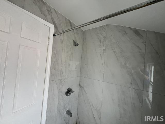 957 South Spring Street Evansville, IN 47714 - Photo 8 of 10