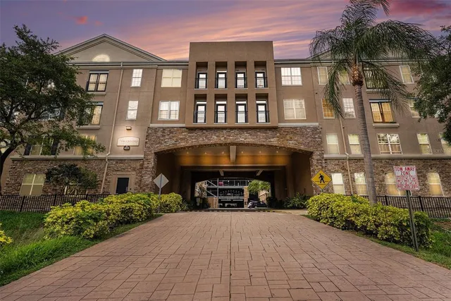 $195,000 | 4221 West Spruce Street, Unit 2104, Tampa, FL 33607