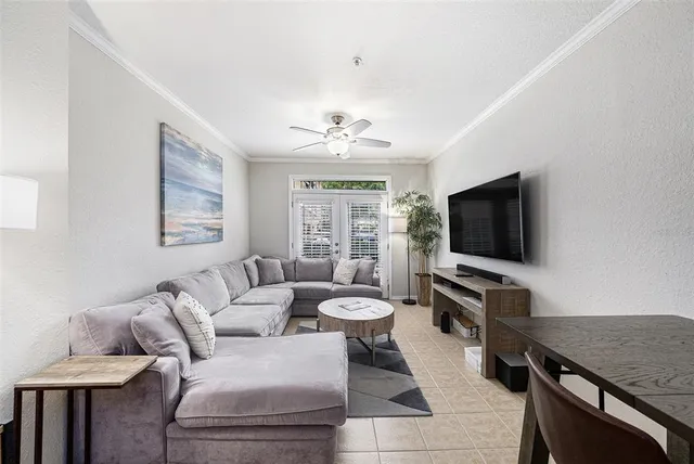 $195,000 | 4221 West Spruce Street, Unit 2104, Tampa, FL 33607