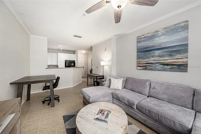 $195,000 | 4221 West Spruce Street, Unit 2104, Tampa, FL 33607