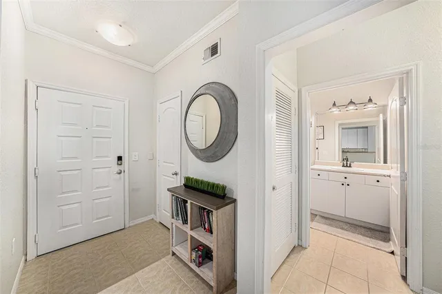 $195,000 | 4221 West Spruce Street, Unit 2104, Tampa, FL 33607