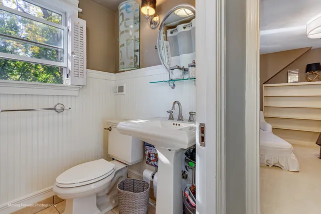 $484,900 | 11333 Hiawatha Lane, La Grange, IL 60525