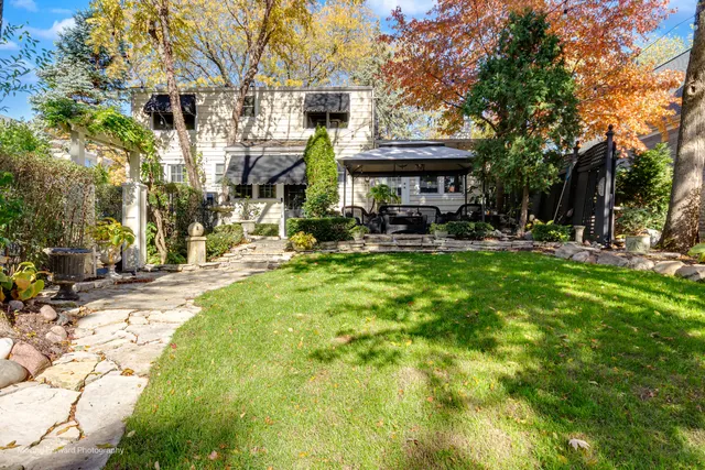 $484,900 | 11333 Hiawatha Lane, La Grange, IL 60525