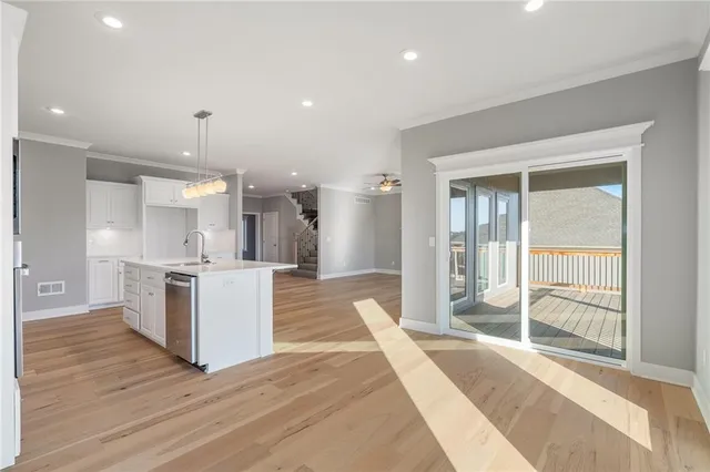 $660,780 | 7009 Northeast 103rd Court, Kansas City, MO 64156