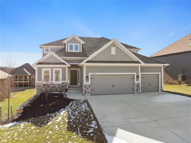 $660,780 | 7009 Northeast 103rd Court, Kansas City, MO 64156