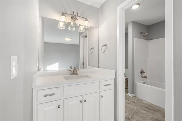 $660,780 | 7009 Northeast 103rd Court, Kansas City, MO 64156