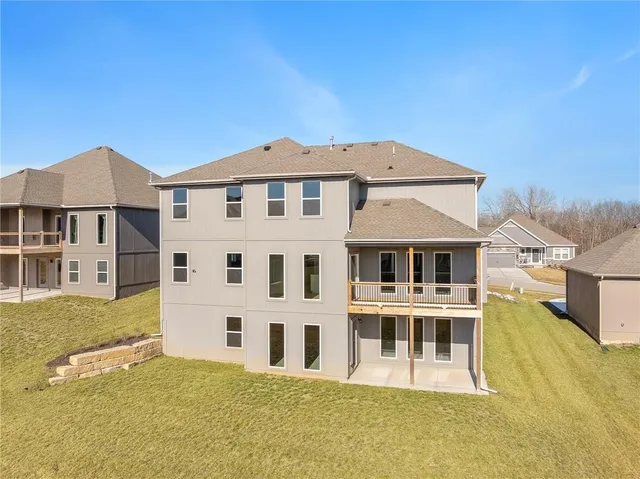 $660,780 | 7009 Northeast 103rd Court, Kansas City, MO 64156