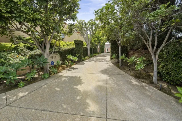$3,495,000 | 7612 Hillside Drive, La Jolla, CA 92037