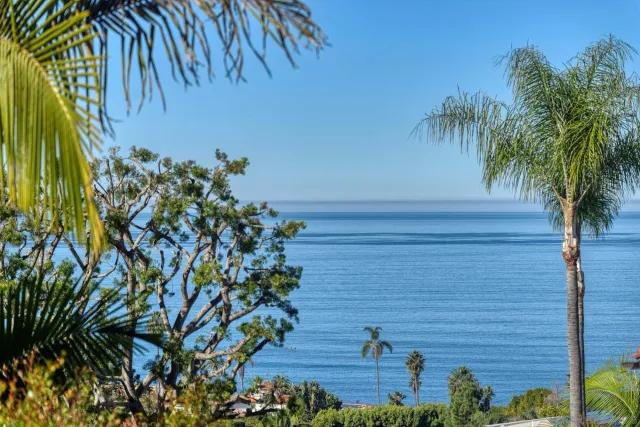 $3,495,000 | 7612 Hillside Drive, La Jolla, CA 92037
