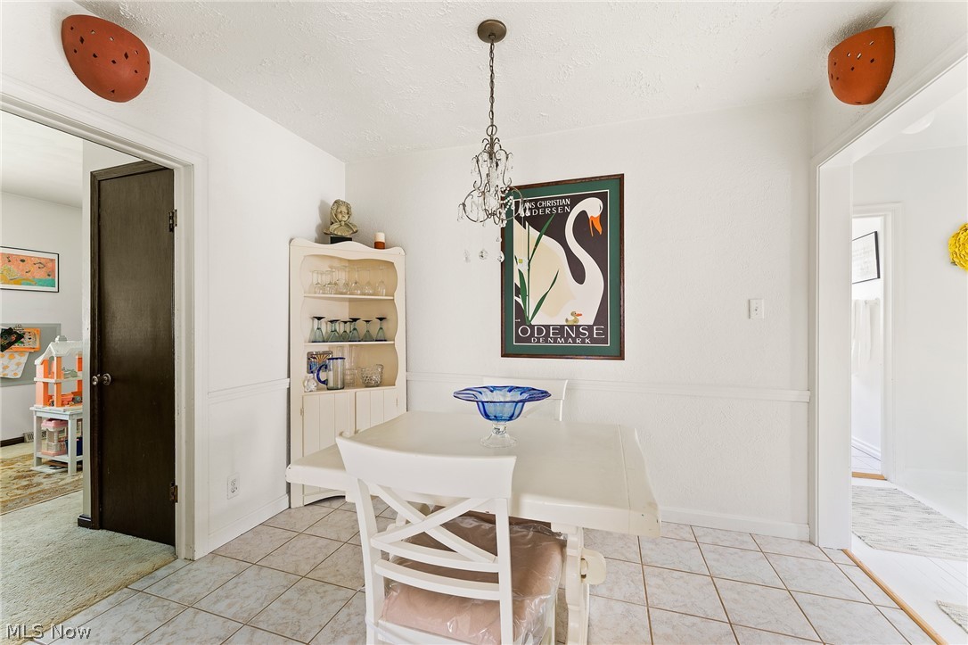3620 Dover Road Youngstown, OH 44511 - Photo 5 of 25 Gallery Image 5