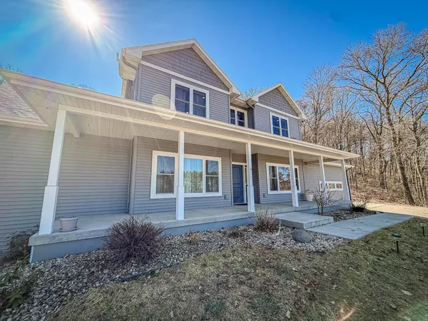$830,000 | 10755 Howard Trail, Mazomanie, WI 53560