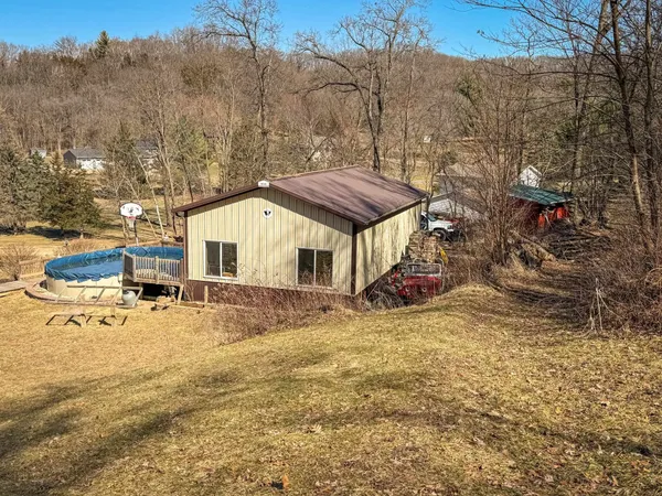 $830,000 | 10755 Howard Trail, Mazomanie, WI 53560