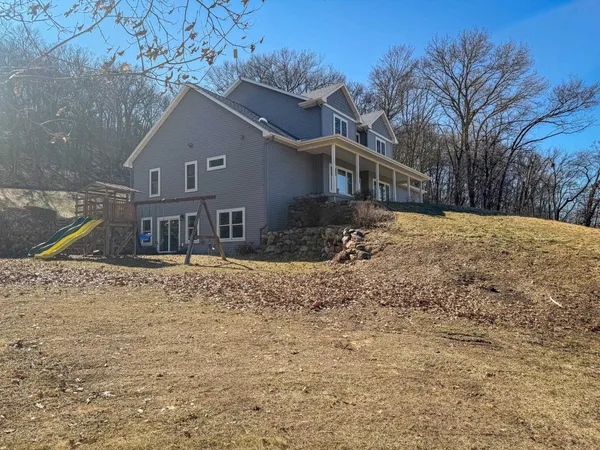 $830,000 | 10755 Howard Trail, Mazomanie, WI 53560
