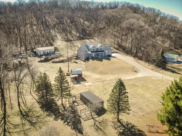 $830,000 | 10755 Howard Trail, Mazomanie, WI 53560