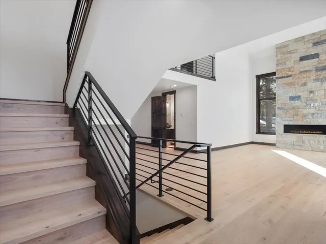 a view of entryway and hall