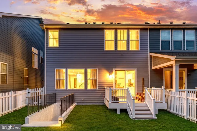 $784,000 | 18260 Moss Garden Road, Dumfries, VA 22026