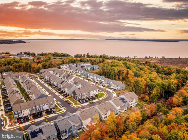 $784,000 | 18260 Moss Garden Road, Dumfries, VA 22026