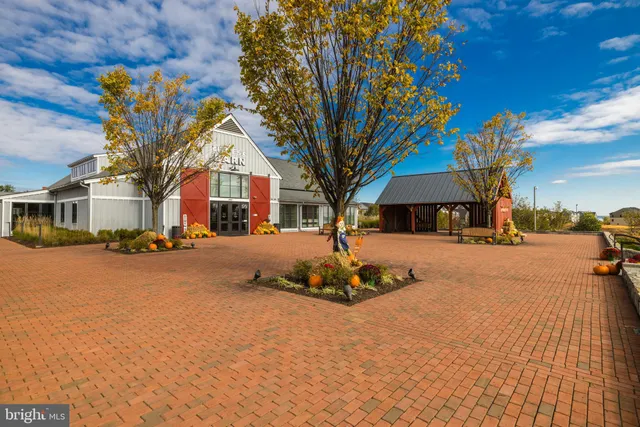 $784,000 | 18260 Moss Garden Road, Dumfries, VA 22026