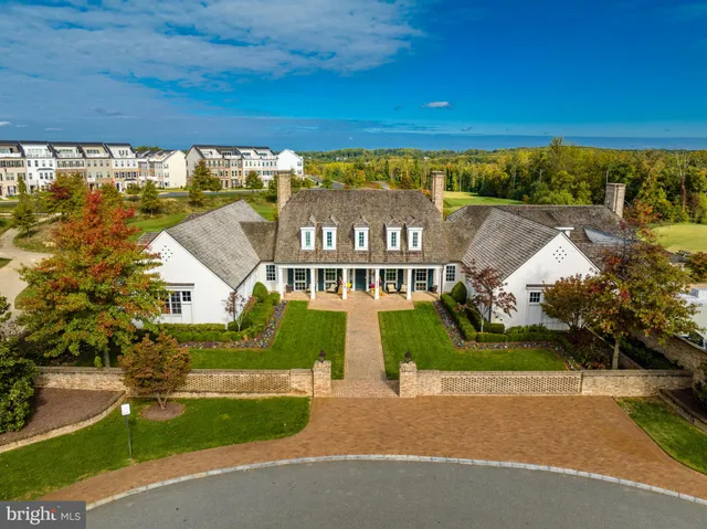 $784,000 | 18260 Moss Garden Road, Dumfries, VA 22026