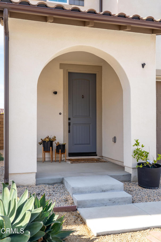 341 Fraser Point Camarillo, CA 93012 - Photo 2 of 37