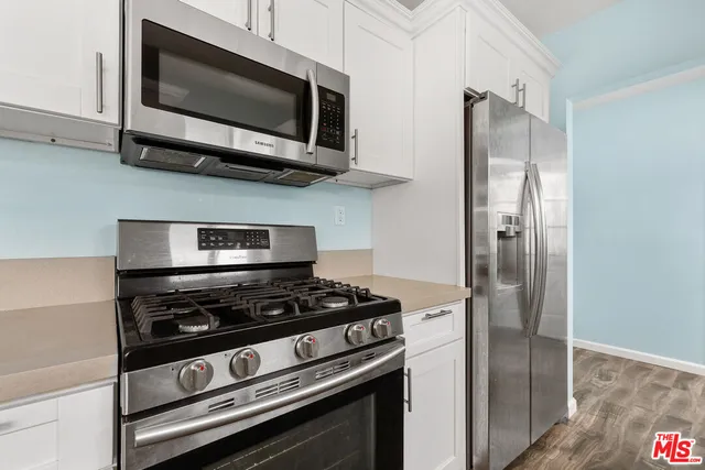 $2,989 | 2738 Cloverdale Avenue, Los Angeles, CA 90016