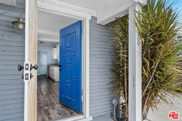 a view of a walk in closet