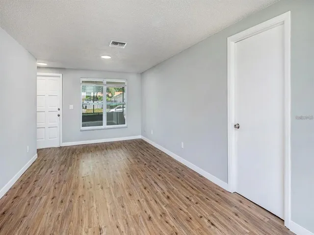 $350,000 | 1405 Castleworks Lane, Tarpon Springs, FL 34689