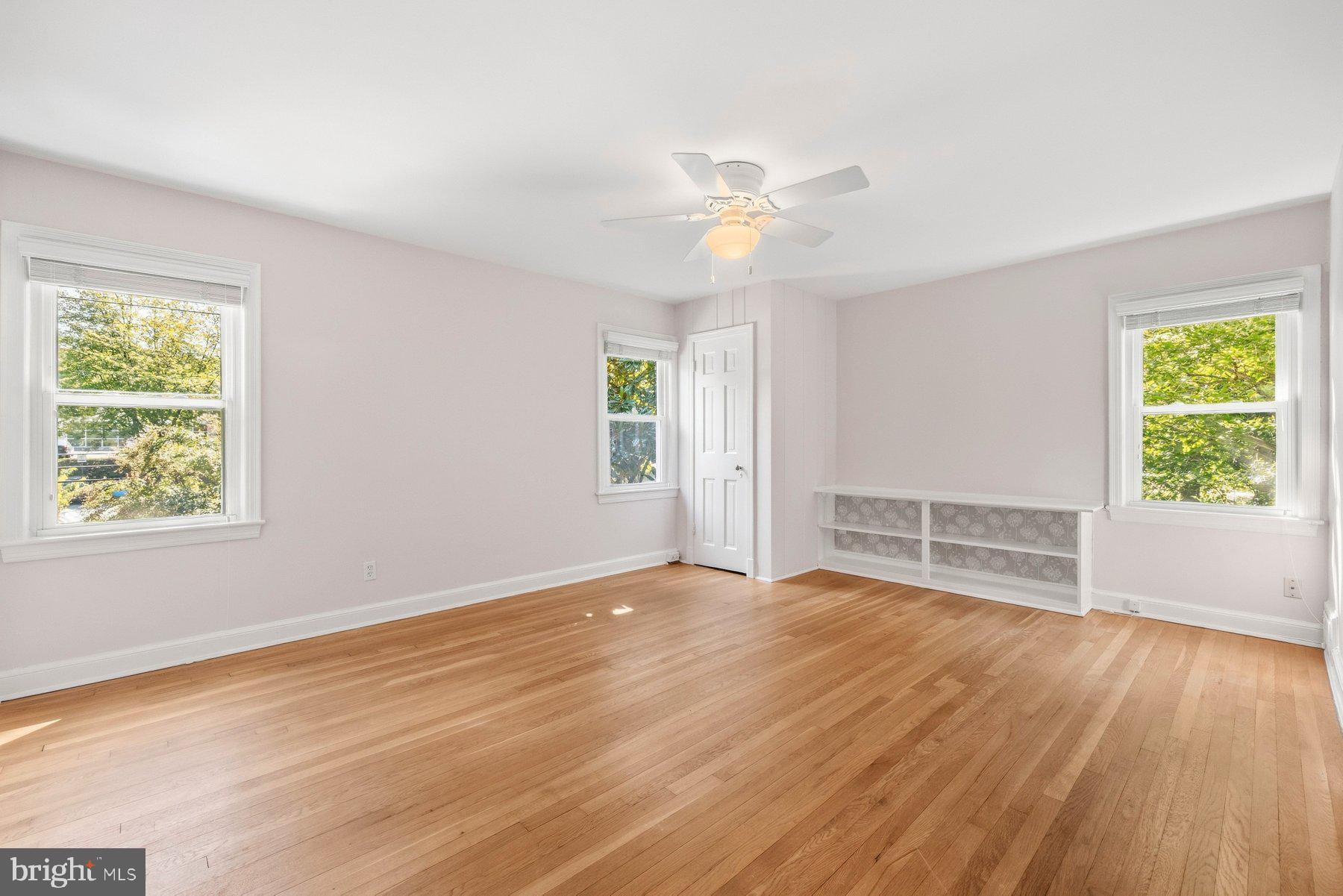 415 Schuyler Road Silver Spring, MD 20910 - Photo 14 of 32 Primary bedroom
