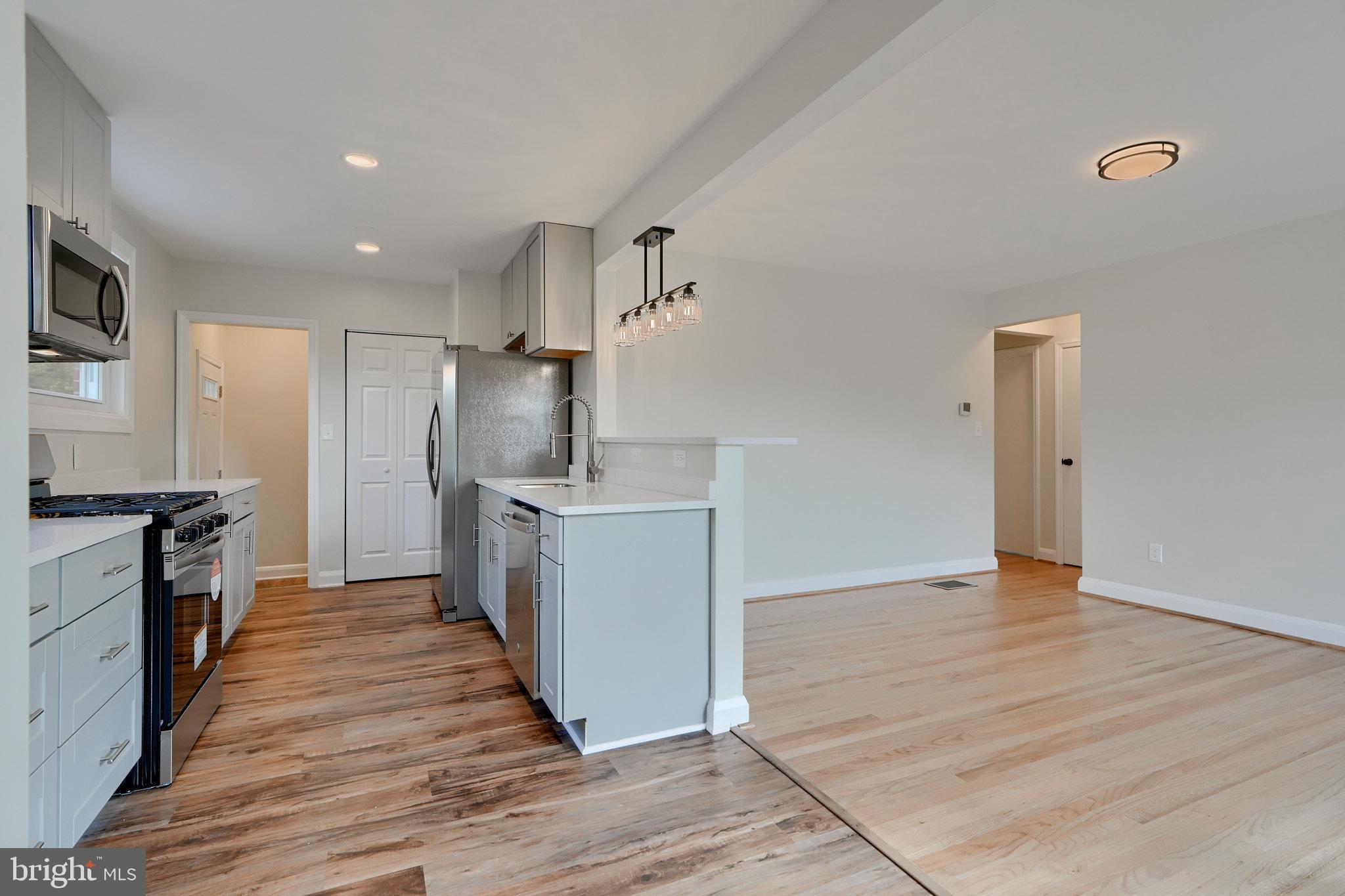 1510 Rosewick Avenue Rosedale, MD 21237 - Photo 5 of 34