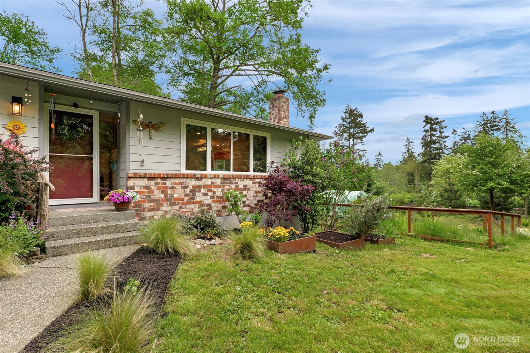 10414 Southwest 110th Street Vashon, WA 98070 - Photo 38 of 39