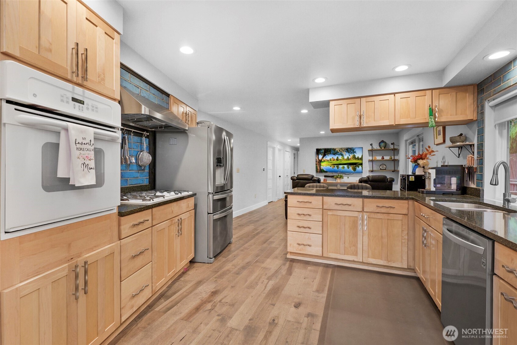 10414 Southwest 110th Street Vashon, WA 98070 - Photo 4 of 39