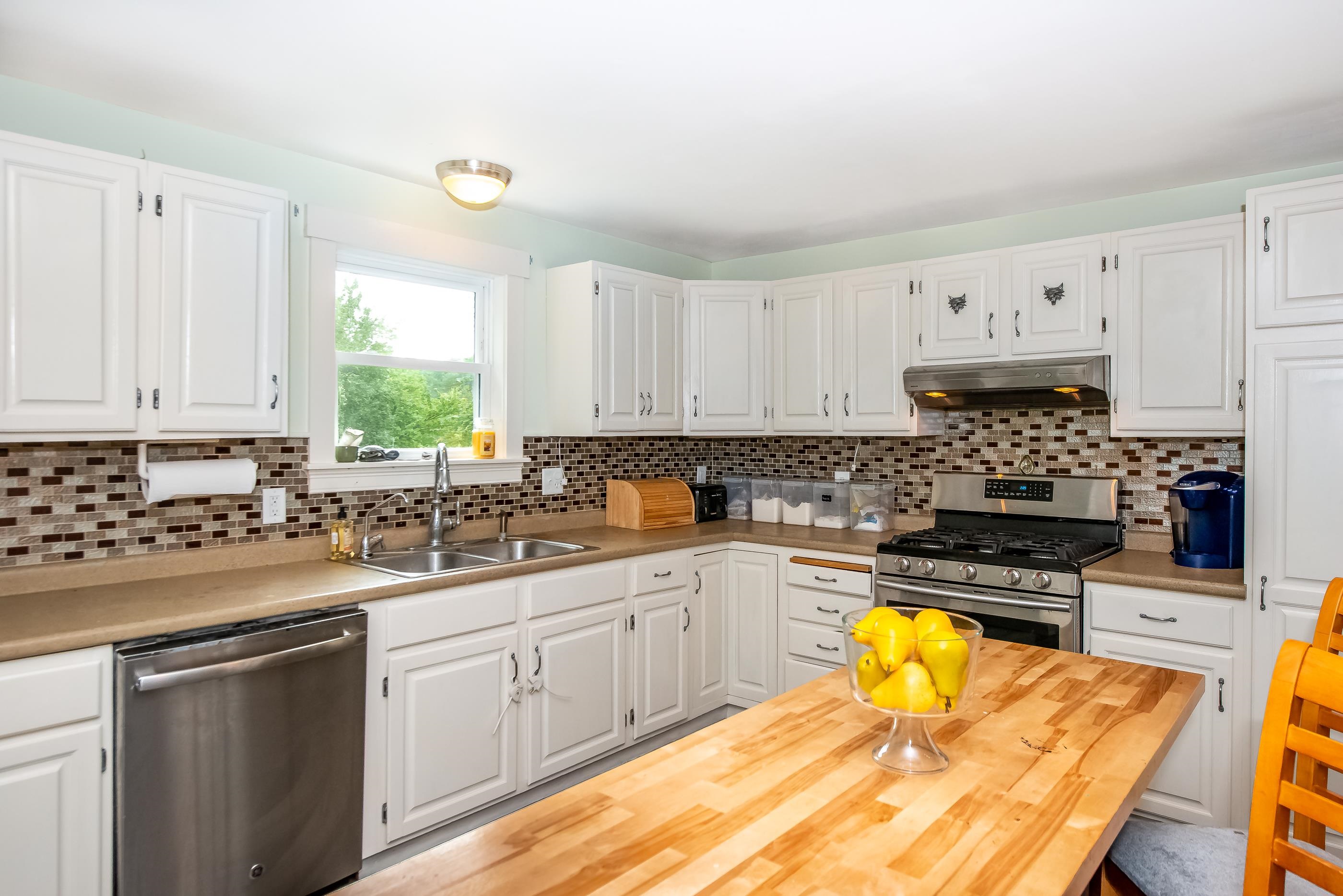 10 Kelley Road Madbury, NH 03823 - Photo 9 of 40