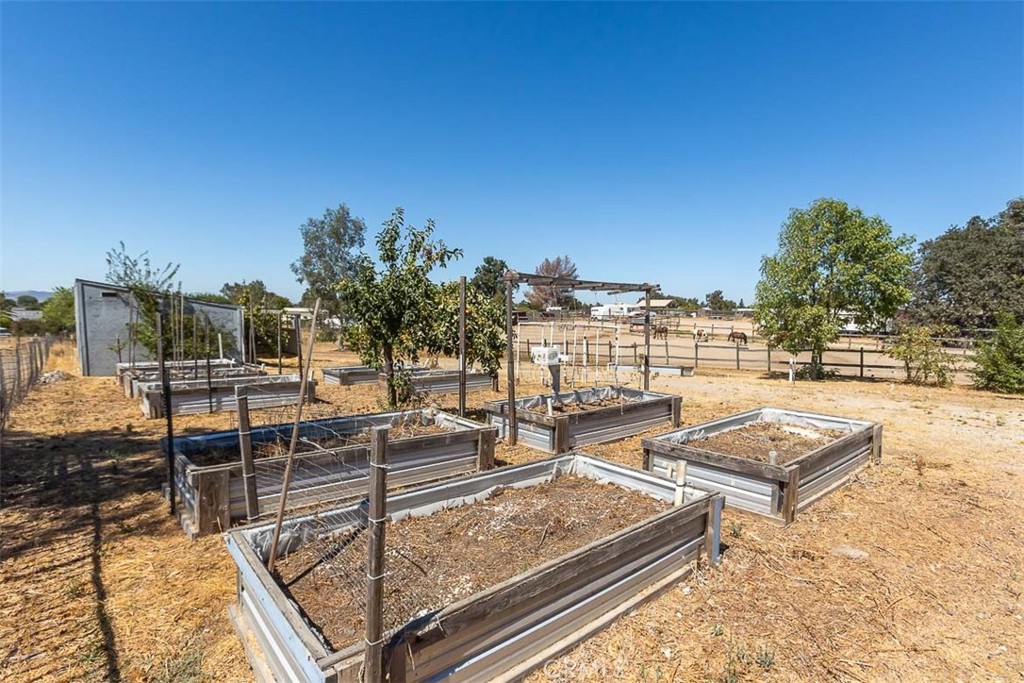 4635 Deer Creek Way Paso Robles, CA 93446 - Photo 30 of 32