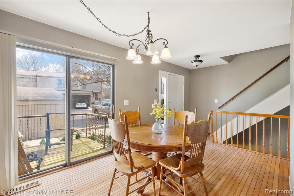 1413 Oakbrook Rochester Hills Rochester, MI 48307 - Photo 4 of 30