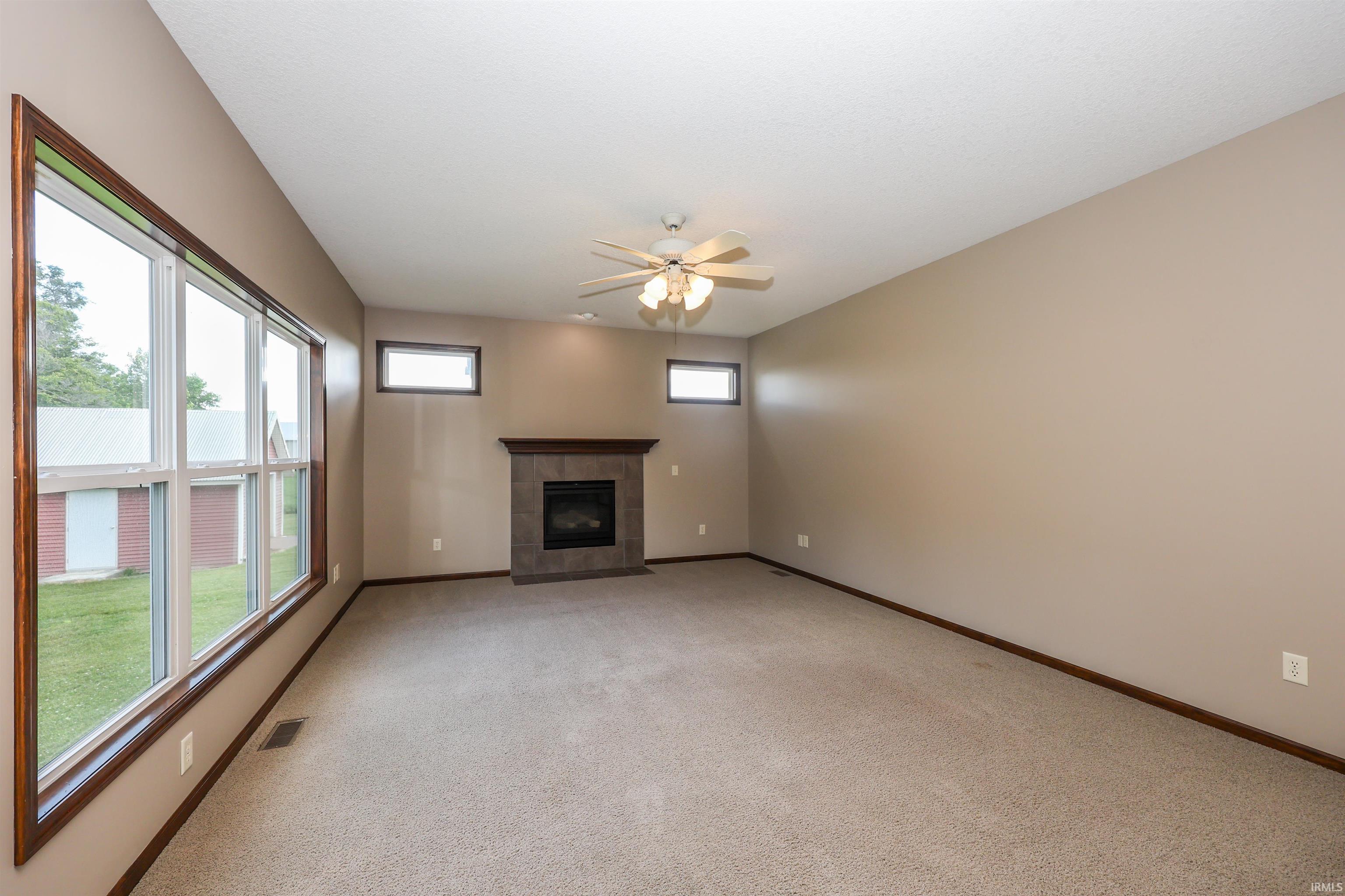 11919 Edgerton Road New Haven, IN 46774 - Photo 10 of 41