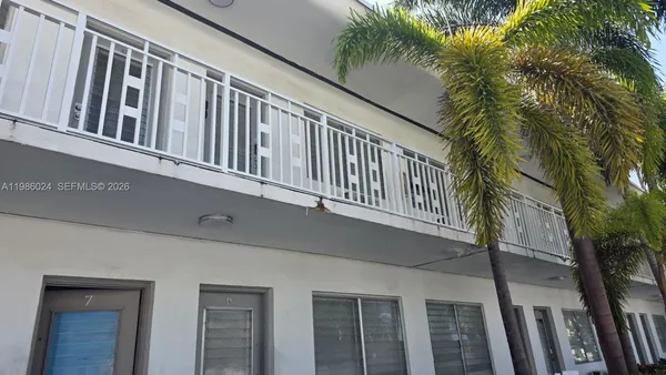 $1,700 | 761 Euclid Avenue, Unit 3, Miami Beach, FL 33139