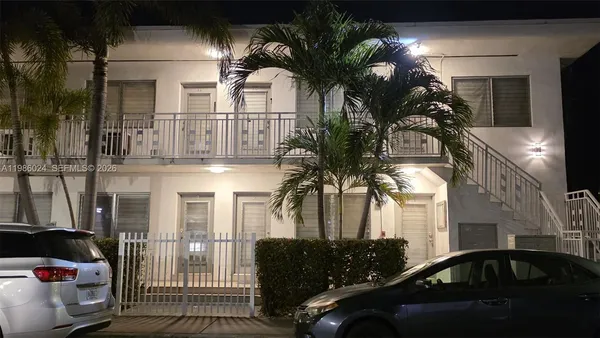 $1,700 | 761 Euclid Avenue, Unit 3, Miami Beach, FL 33139