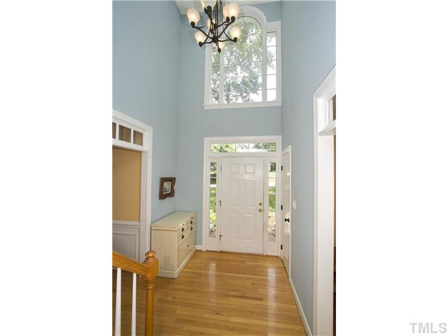 Beautiful 2 story entry that leads to formal Living and Dining Rooms