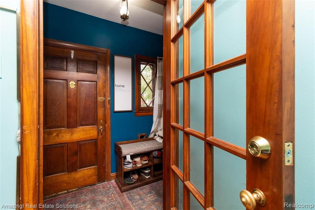 4710 Yorkshire Road Detroit, MI 48224 - Photo 8 of 23