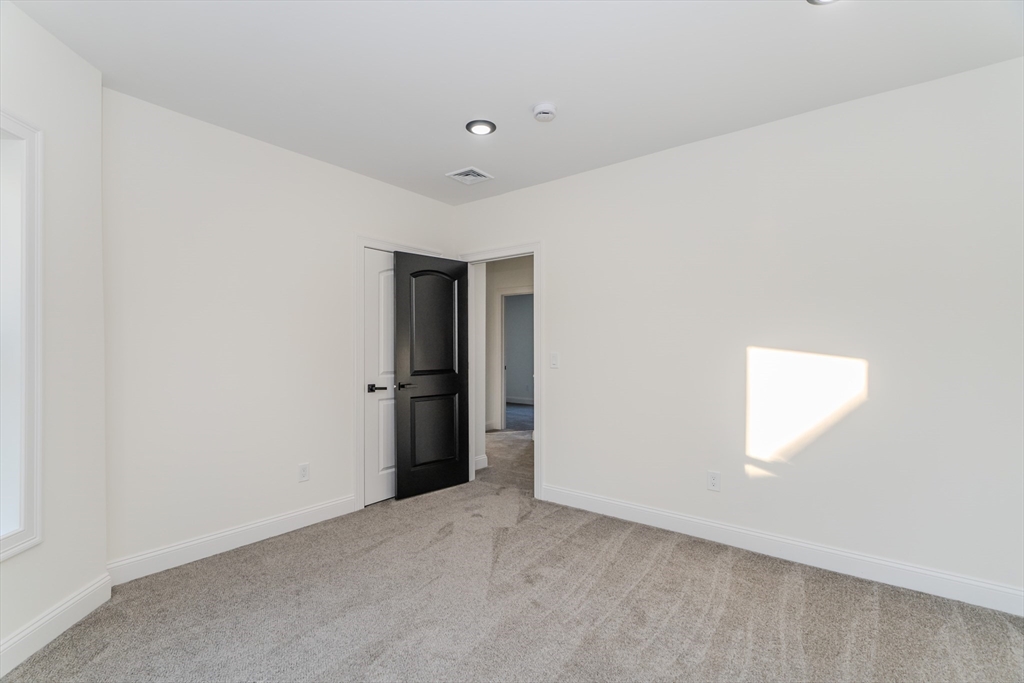 169 Princeton Street Springfield, MA 01109 - Photo 29 of 42 Gallery Image 29
