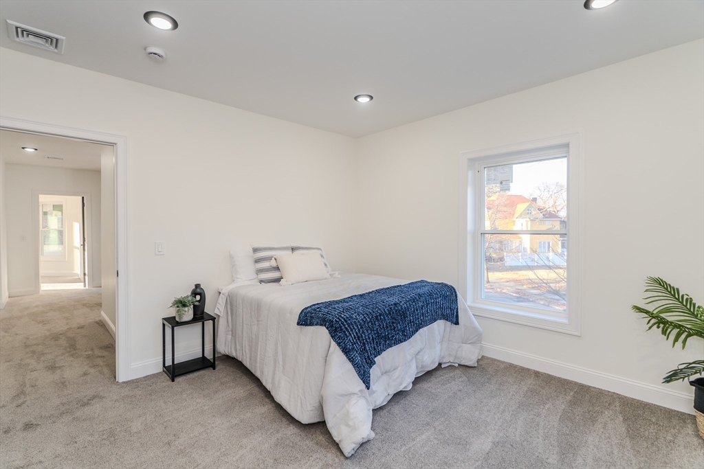 169 Princeton Street Springfield, MA 01109 - Photo 31 of 42 Gallery Image 31