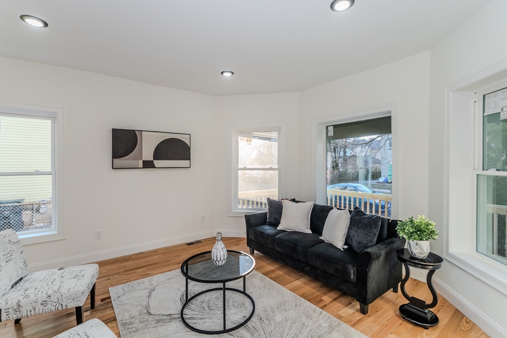 169 Princeton Street Springfield, MA 01109 - Photo 8 of 42 Gallery Image 8