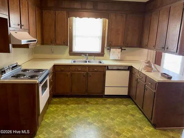 $245,000 | 111 Belmont Drive, Greenville, NC 27858