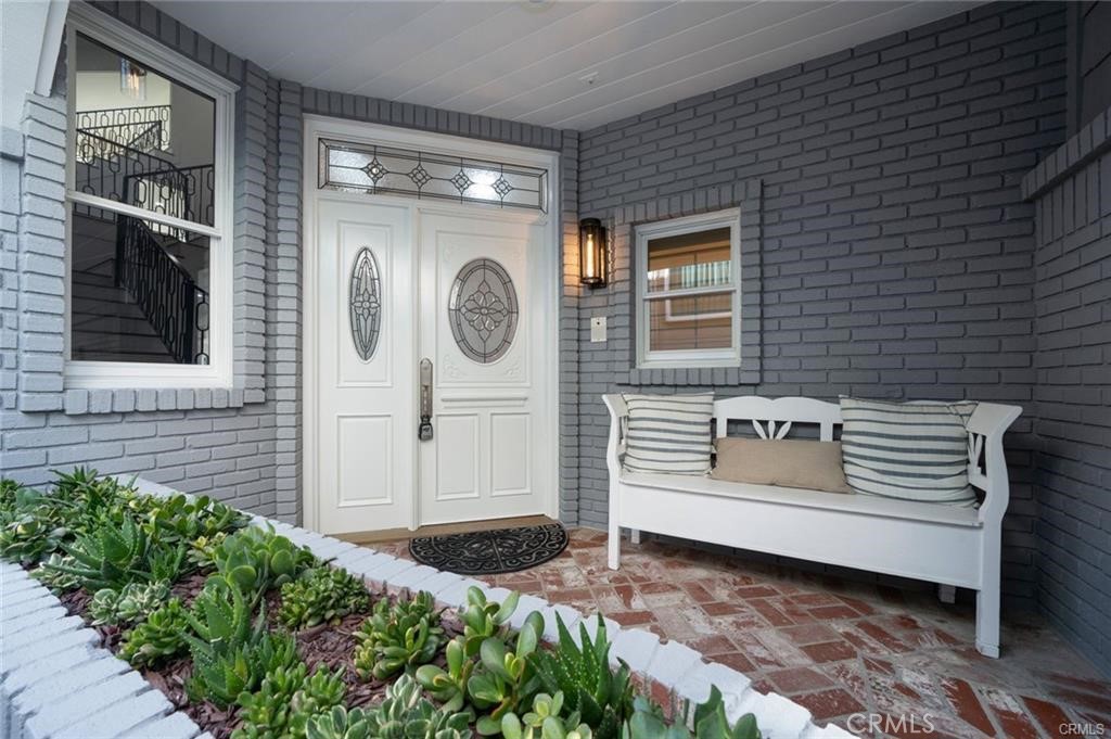 35555 Beach Road Dana Point, CA 92624 - Photo 4 of 68 a house with a bench in it