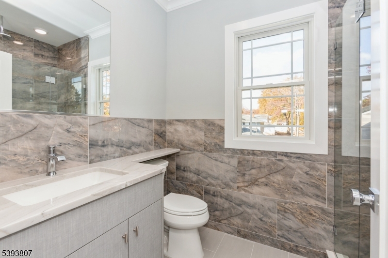 8 Gregory Road Springfield, NJ 07081 - Photo 19 of 31