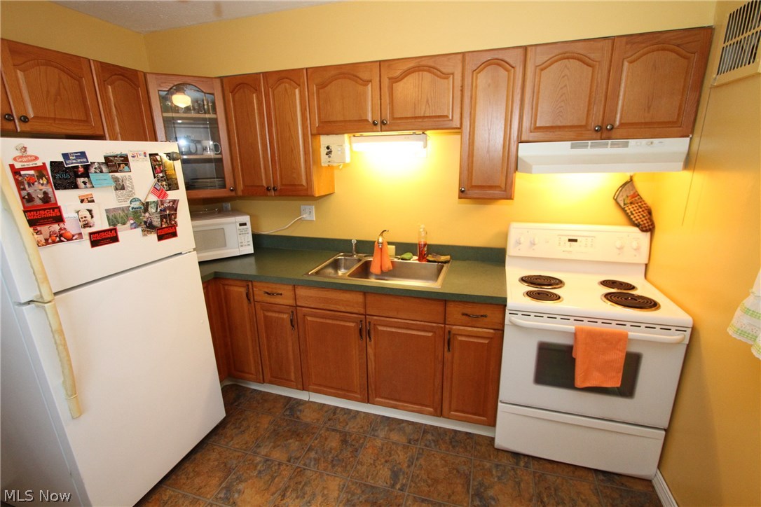 4946 Forest Road Mentor, OH 44060 - Photo 7 of 17