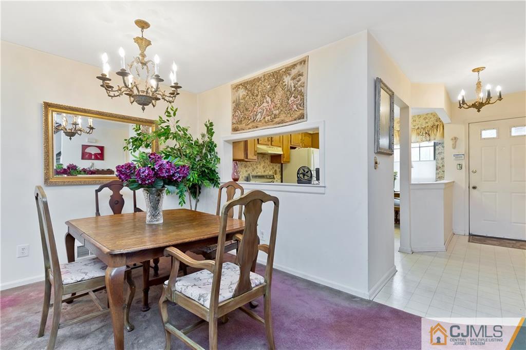 805 Maplecrest Road, Unit 805 Edison, NJ 08820 - Photo 8 of 24 Gallery Image 8