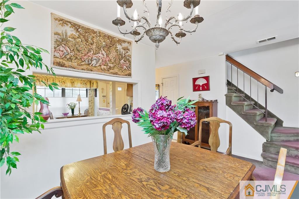 805 Maplecrest Road, Unit 805 Edison, NJ 08820 - Photo 9 of 24 Gallery Image 9
